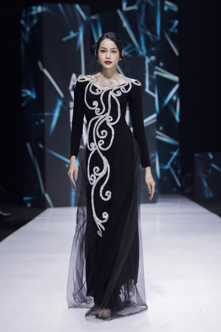 Nhà thiết kế Minh Châu thổi hơi thở hiện đại vào áo dài truyền thống - Ảnh 6.
