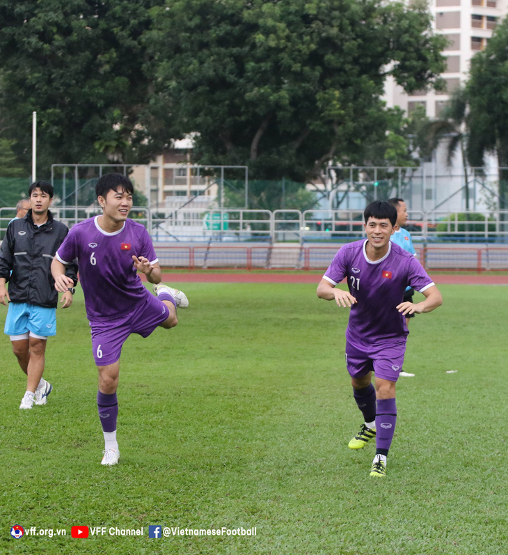 Ông Park loại Đình Trọng khỏi trận bán kết lượt về với Thái Lan - Ảnh 1.