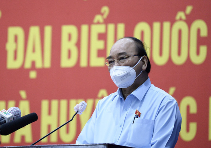 Chủ tịch nước Nguyễn Xuân Phúc đề nghị TP.HCM kiên quyết thu hồi quy hoạch treo - Ảnh 1.