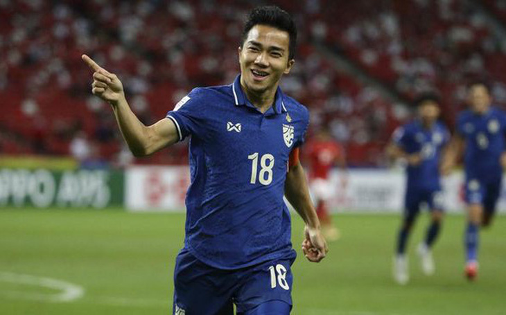 Thắng Indonesia 4-0, Thái Lan chạm tay vào chức vô địch AFF Cup
