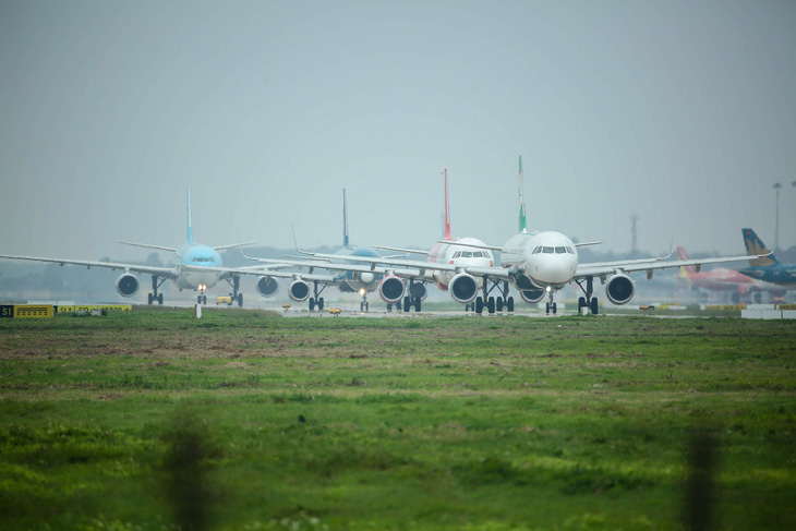 Theo lãnh đạo Vietnam Airlines, hàng không vẫn gặp nhiều khó khăn sau đại dịch  - Ảnh: NAM TRẦN