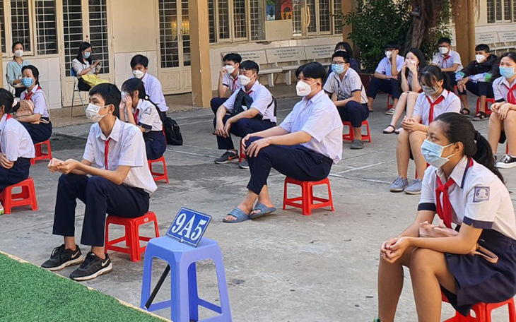 TP.HCM đề xuất cho học sinh lớp 7, 8, 10, 11 đi học lại từ ngày 3-1