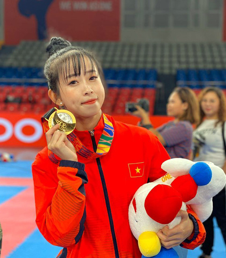 Hot girl taekwondo Châu Tuyết Vân là nữ đại sứ thể thao ASEAN - Ảnh 1.