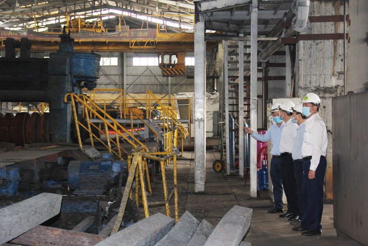 Tăng cường phối hợp thực hiện hiệu quả công tác an toàn vệ sinh lao động trong sản xuất - Ảnh 1.