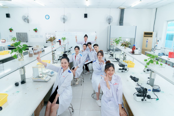 Năm 2022, Đại học Quốc tế Hồng Bàng đầu tư mạnh cơ sở vật chất, tuyển sinh nhiều ngành học mới - Ảnh 2.