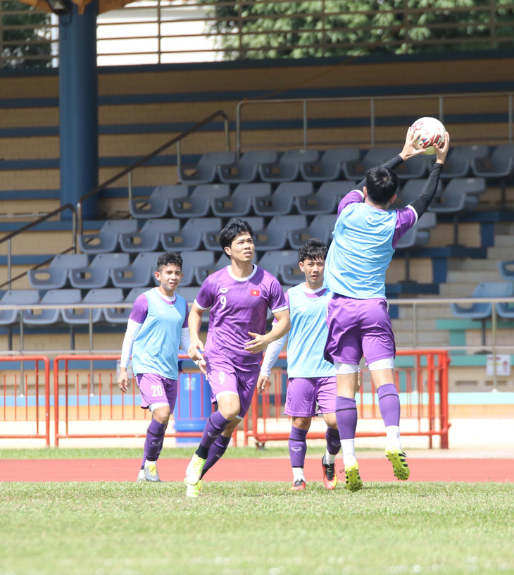 Ông Park đã tìm ra đội hình đá với Malaysia - Ảnh 1.