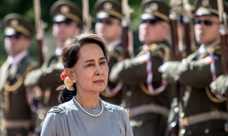 Quân đội Myanmar loại bỏ hàng loạt bộ trưởng thời bà Aung San Suu Kyi - Ảnh 1.