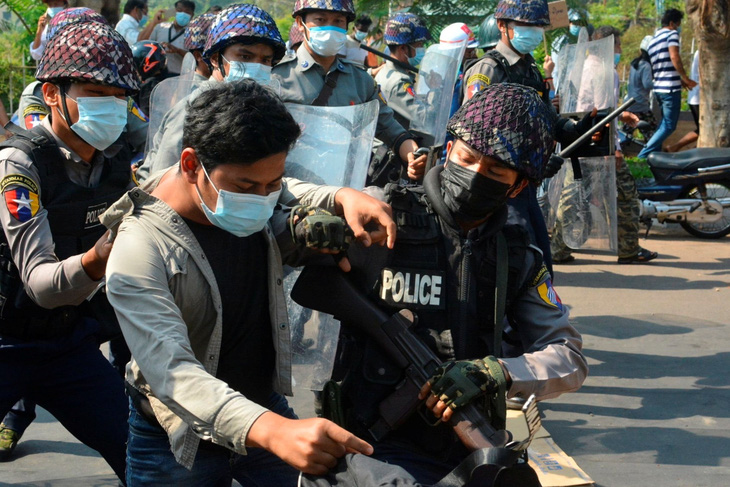 Myanmar cảnh báo dân chúng không che giấu nhà hoạt động chính trị - Ảnh 1.