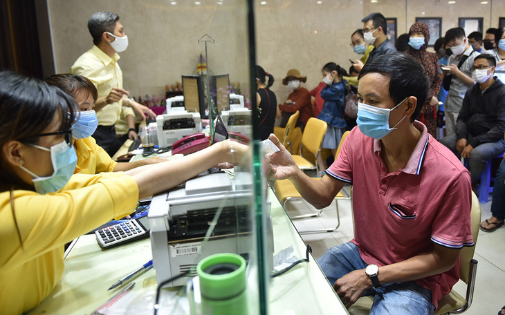 Ngày vía Thần tài lạ, giá vàng không nhảy nhót, người mua đúng nghĩa 