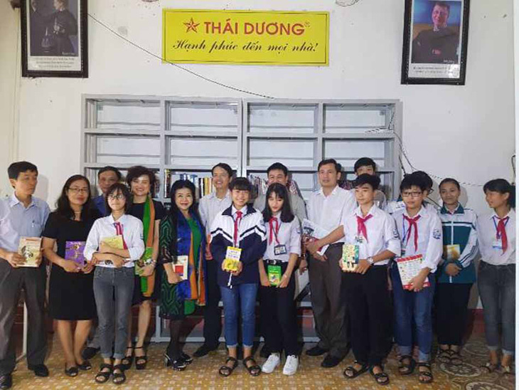 Phó Tổng GĐ Sao Thái Dương phát động chương trình xây dựng Tủ sách lớp học - Ảnh 1.
