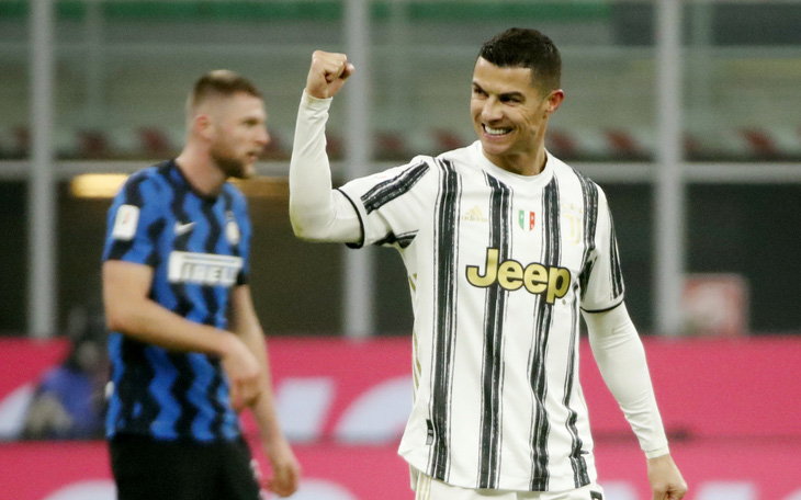 Ronaldo lập cú đúp, Juventus thắng ngược Inter ở Cúp quốc gia Ý