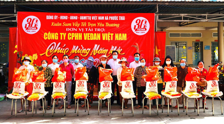 Vedan Việt Nam trao tặng 1.000 phần quà Tết cho người dân tỉnh Đồng Nai - Ảnh 1.