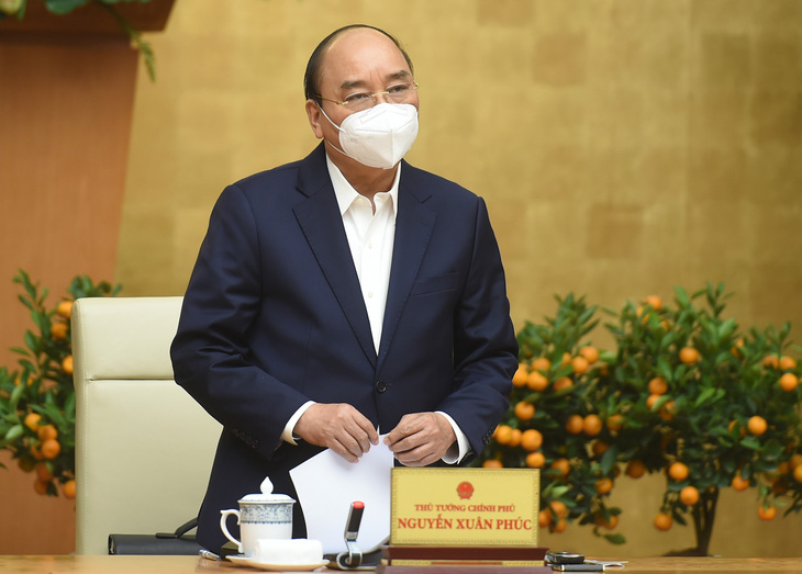 Thủ tướng đồng ý cho TP.HCM, Hà Nội có thể giãn cách xã hội - Ảnh 1.