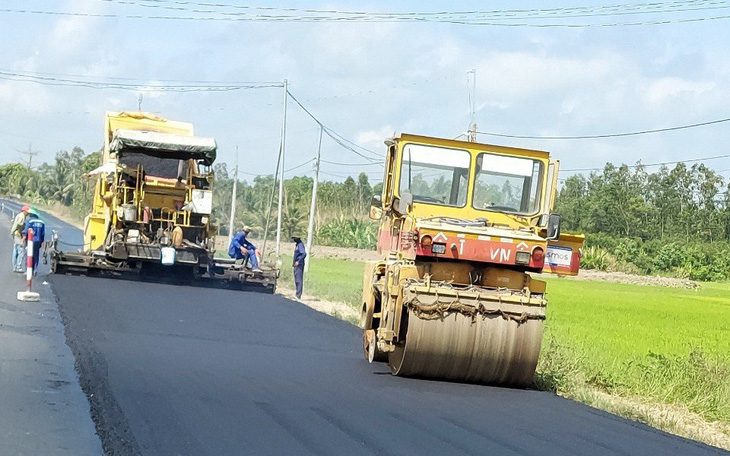 Đẩy mạnh thi công, cuối tháng 4 hoàn thành nâng cấp tuyến Quản Lộ - Phụng Hiệp