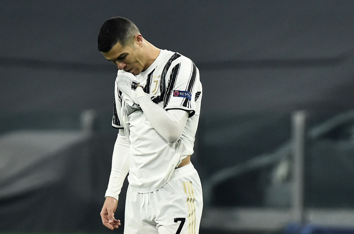 Juventus và Ronaldo bị loại khỏi Champions League - Ảnh 1.