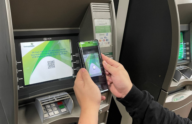 Sử dụng VCB-Digibank, không cần thẻ vẫn rút được tiền tại ATM - Ảnh 2.