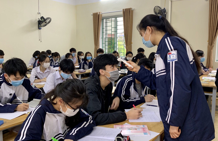 Hải Dương đề xuất cho học sinh 7 huyện đi học trở lại từ ngày 18-3 - Ảnh 1.