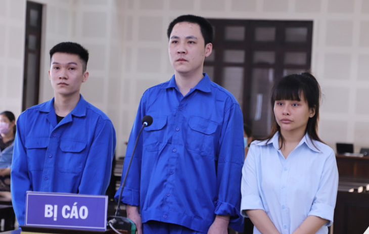 Xét xử vụ thuê khách sạn đón nhiều người Trung Quốc ở ‘chui’, lập nhóm chat trốn công an - Ảnh 1.