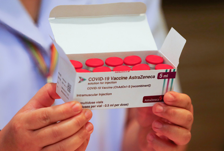 Châu Âu điều tra các ca tác dụng phụ với vắc xin AstraZeneca như thế nào? - Ảnh 1.