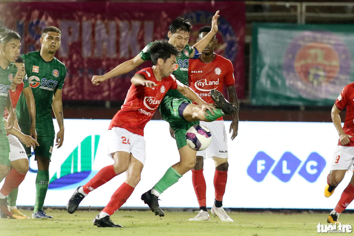 Lee Nguyễn nói gì sau bàn thắng đầu tiên tại V-League 2021? - Ảnh 5.