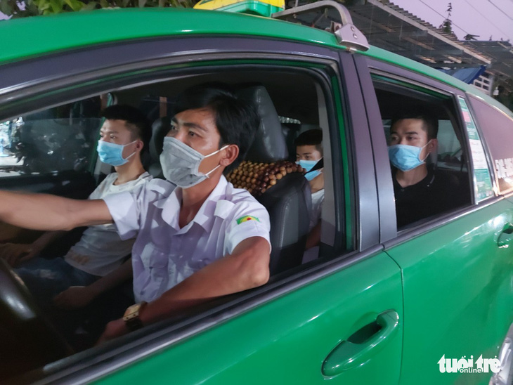 Bắt 7 người Trung Quốc xuất cảnh trái phép sang Campuchia - Ảnh 1.