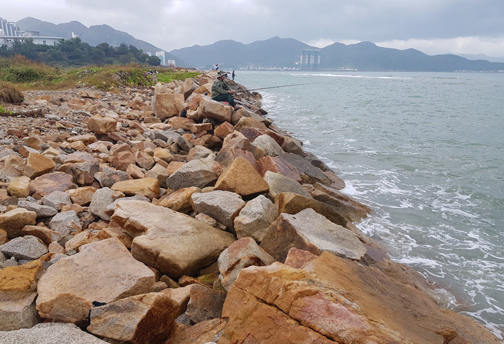 Cưỡng chế thu hồi dự án lấn vịnh Nha Trang, lấy đất xây công viên - Ảnh 4.