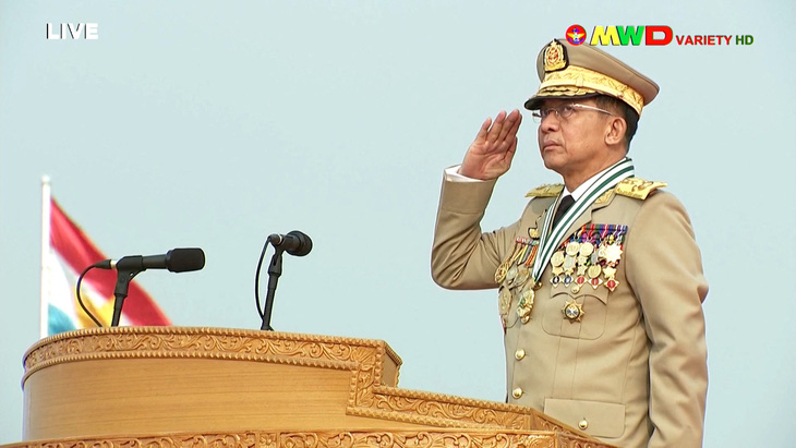 Lãnh đạo quân đội Myanmar hứa có bầu cử dân chủ, bảo vệ dân - Ảnh 3.