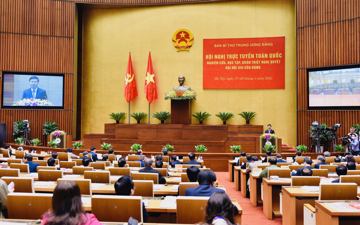 Thủ tướng họp Tiểu ban Kinh tế xã hội: Cần cơ chế đột phá để huy động mọi nguồn lực - Ảnh 3.