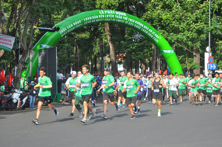 5.000 người tham gia cuộc chạy bộ ngay trung tâm TP.HCM - Ảnh 2.