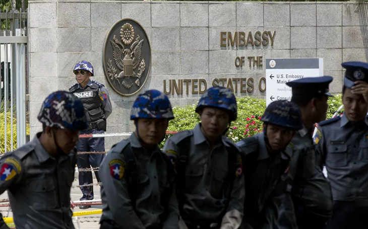 Mỹ rút nhân viên ngoại giao khỏi Myanmar, Nhật ngừng viện trợ