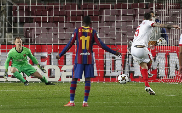 Hạ Sevilla trong hiệp phụ, Barcelona vào chung kết Cúp Nhà vua - Ảnh 2.