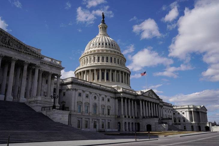 Thượng viện Mỹ thông qua gói cứu trợ COVID-19 trị giá 1.900 tỉ USD - Ảnh 1.
