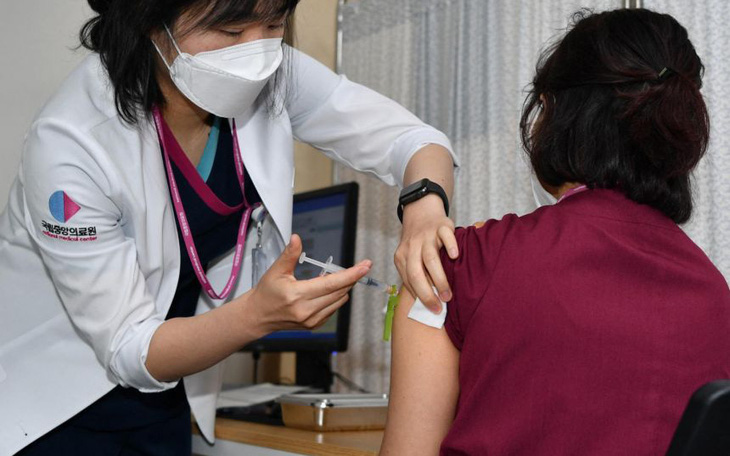 Hàn Quốc: Không có liên hệ giữa vắc xin của AstraZeneca và các ca tử vong sau tiêm