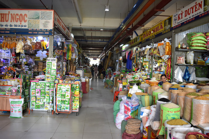 Nha Trang đóng cửa chợ Đầm cũ từ 31-3 - Ảnh 4.