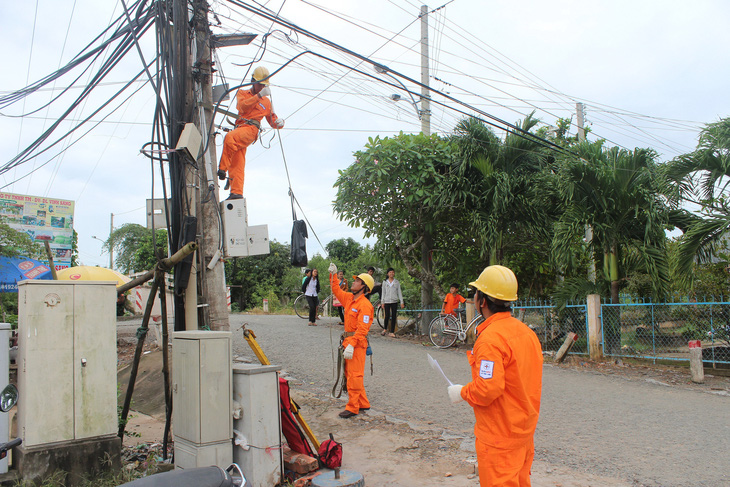 Ngành điện miền Nam khuyến cáo khách hàng sử dụng điện hiệu quả mùa nắng nóng - Ảnh 1.