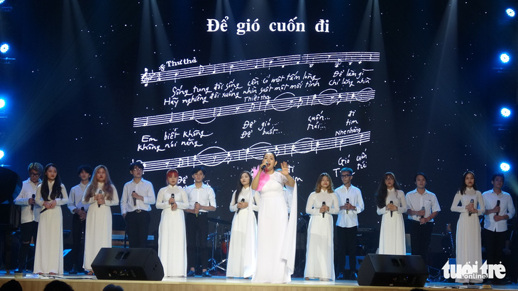 Đức Tuấn, Lân Nhã, Kyo York hát tưởng nhớ nhạc sĩ Trịnh Công Sơn - Ảnh 1.