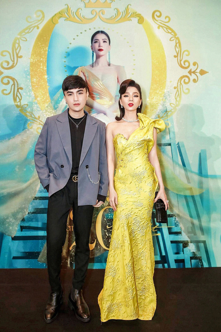 Đinh Thiên Phú - chàng designer đứng sau hơn 1.000 poster của showbiz Việt - Ảnh 3.
