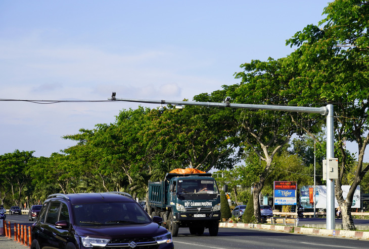 Hệ thống camera trên đường vào Vũng Tàu chạy cả ngày lẫn đêm - Ảnh 1.