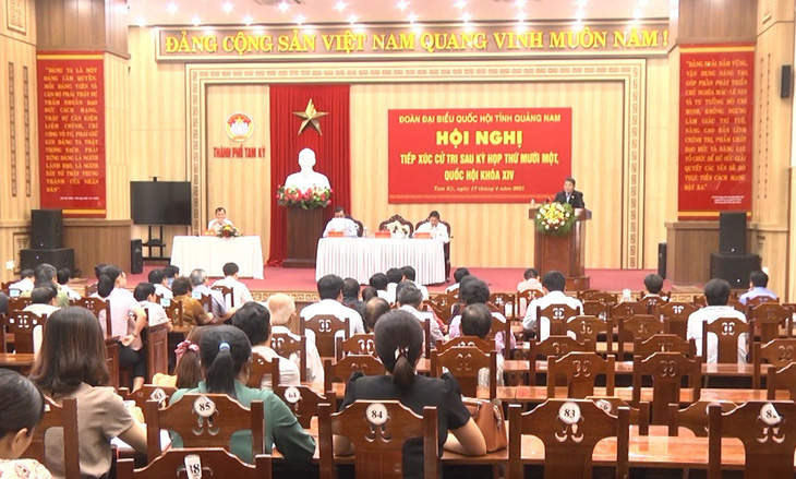 Phó chủ tịch Quốc hội Nguyễn Đức Hải tiếp xúc cử tri tại Quảng Nam - Ảnh 2.