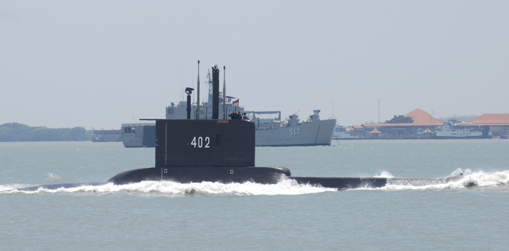 Indonesia hi vọng 53 thủy thủ còn sống nếu tàu ngầm còn giữ oxy - Ảnh 1.