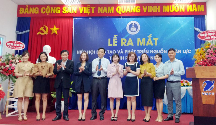 Hậu Giang: Ra mắt Hiệp hội Đào tạo và phát triển nguồn nhân lực Vị Thanh - Ảnh 1.