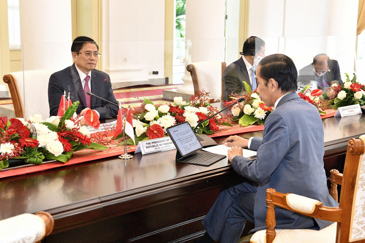 Việt Nam và Indonesia hợp tác cảnh sát biển, đàm phán vùng đặc quyền kinh tế ở Biển Đông - Ảnh 2.