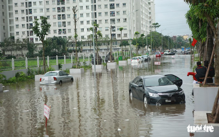 Chiều nay 28-4, Hà Nội có mưa dông, đề phòng mưa đá và gió giật mạnh