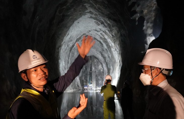 Xuống kho ngầm lớn nhất Đông Nam Á đang xây dựng ở Việt Nam, sâu 200m so với mực nước biển - Ảnh 9.