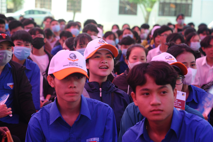 Tư vấn tuyển sinh ở Quảng Nam: Học sinh quan tâm đăng ký xét tuyển online - Ảnh 5.