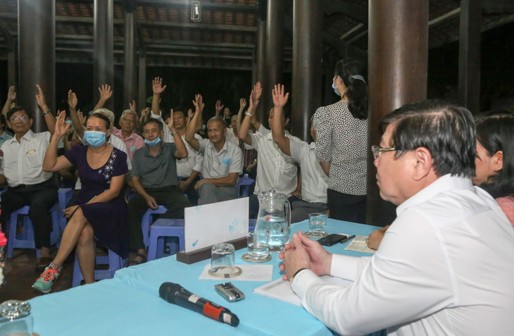 100% cử tri tín nhiệm ông Nguyễn Thành Phong quyết liệt chống tiếng ồn karaoke - Ảnh 2.