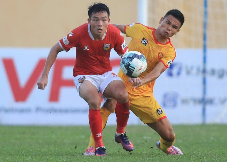 Vòng 7 V-League 2021: Trận cầu ‘điên rồ trên sân Hà Tĩnh - Ảnh 2.