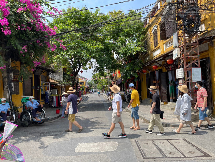 Sáu doanh nghiệp du lịch lớn của Quảng Nam bắt tay làm ăn bài bản - Ảnh 2.