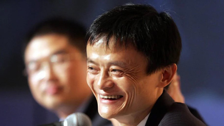 Rời thương trường, tỉ phú Jack Ma vẽ tranh, làm từ thiện - Ảnh 1.