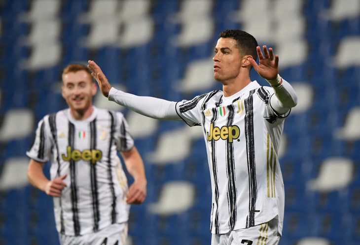 Ronaldo ghi bàn thứ 100 cho Juventus - Ảnh 2.